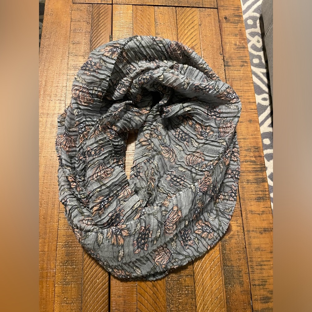 Maurice’s Infinity Scarf